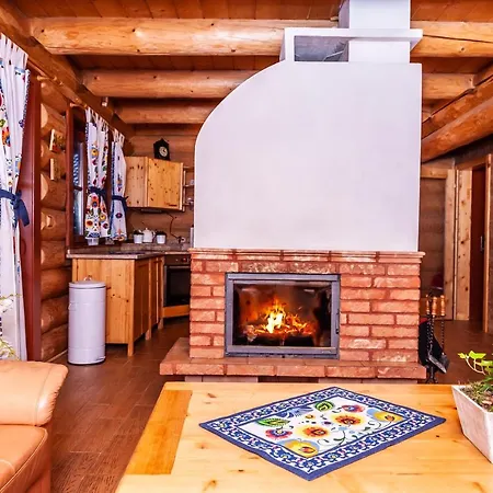 Na Brehu Liptovskej Mary *