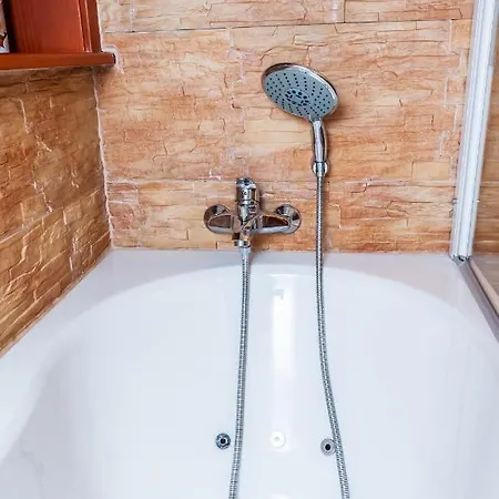 Na Brehu Liptovskej Mary Bobrovník