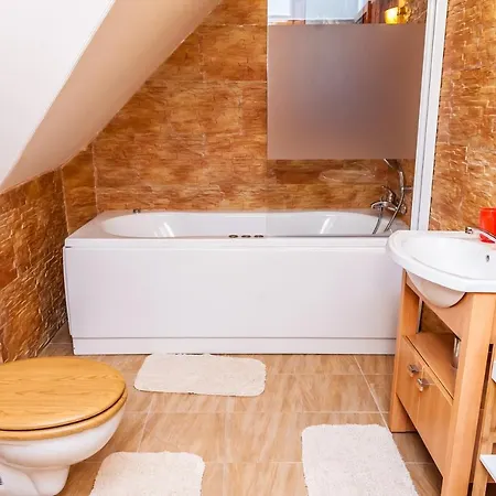 Na Brehu Liptovskej Mary Horská chata *