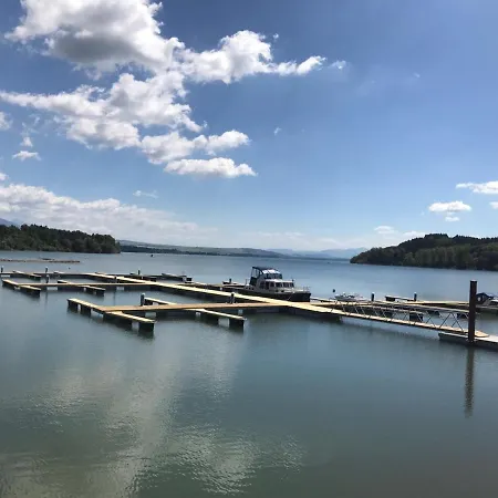 Horská chata Na Brehu Liptovskej Mary *